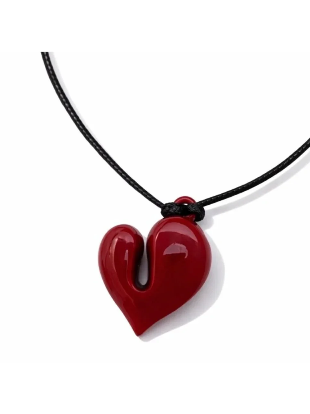 New! Red Heart Cord Necklace NWOT (3013)